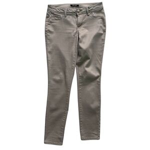 ROZ & ALI | Skinny Khaki Pants Sz 8